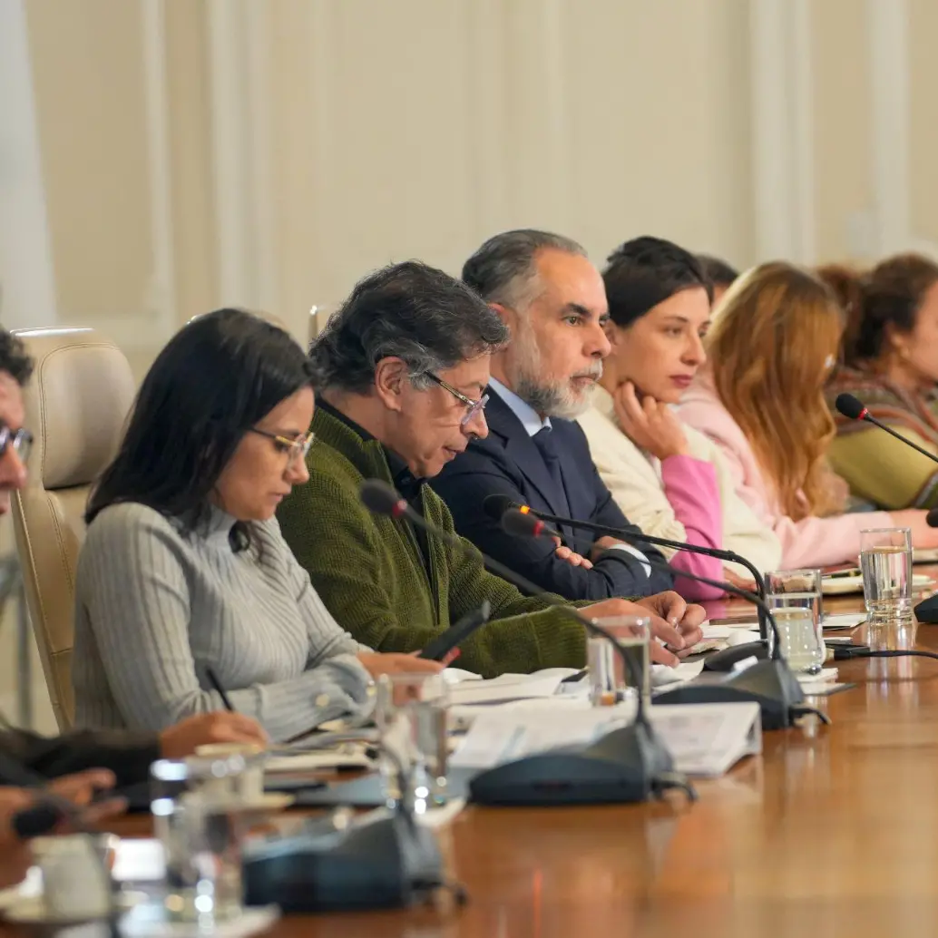 En el último Consejo de Ministros uno de los que fue regañado públicamente fue Armando Benedetti, ministro del Interior. Foto: Presidencia