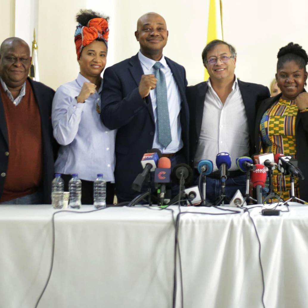 La vicepresidenta Francia Márquez y el exministro Luis Gilberto Murillo llegaron al gabinete como representantes de las comunidades negras FOTO Colprensa