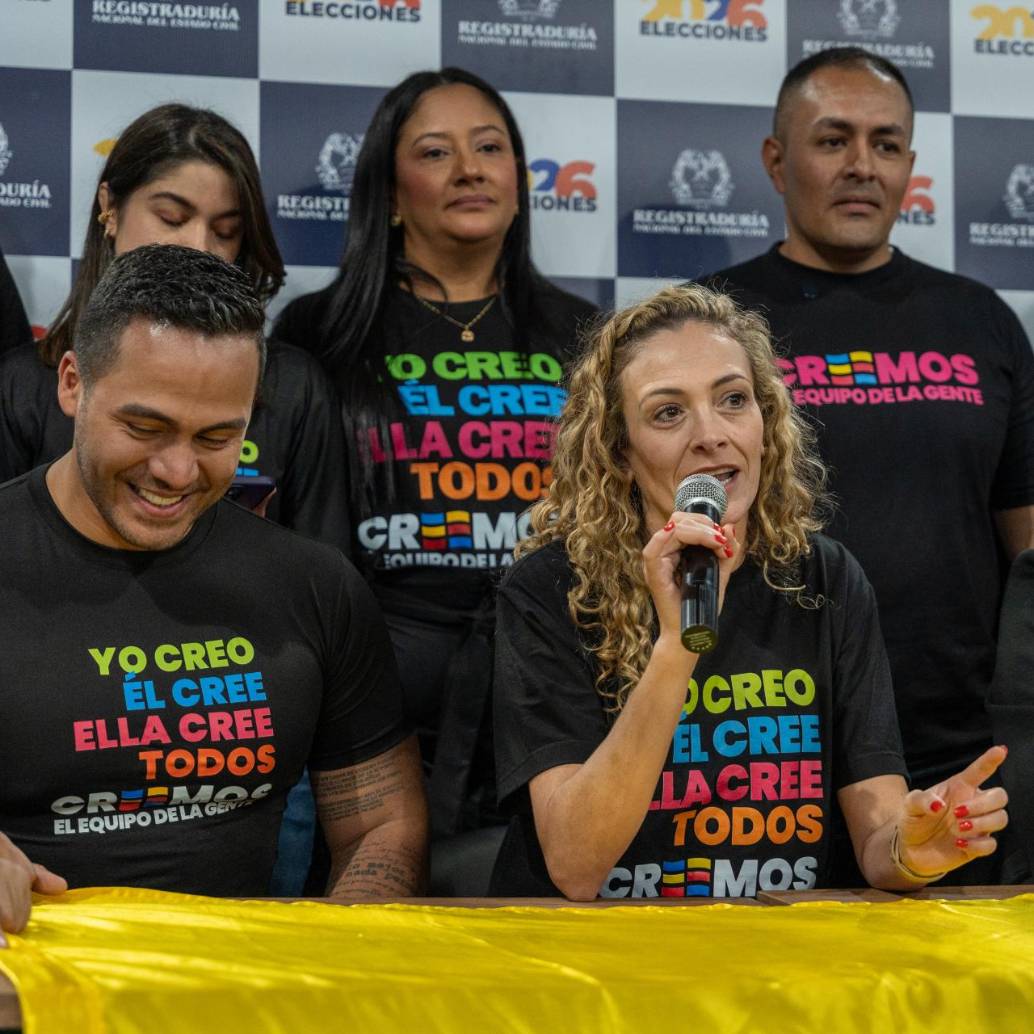 Algunos de los miembros de la lista al Senado del movimiento Creemos. FOTO: Cortesía