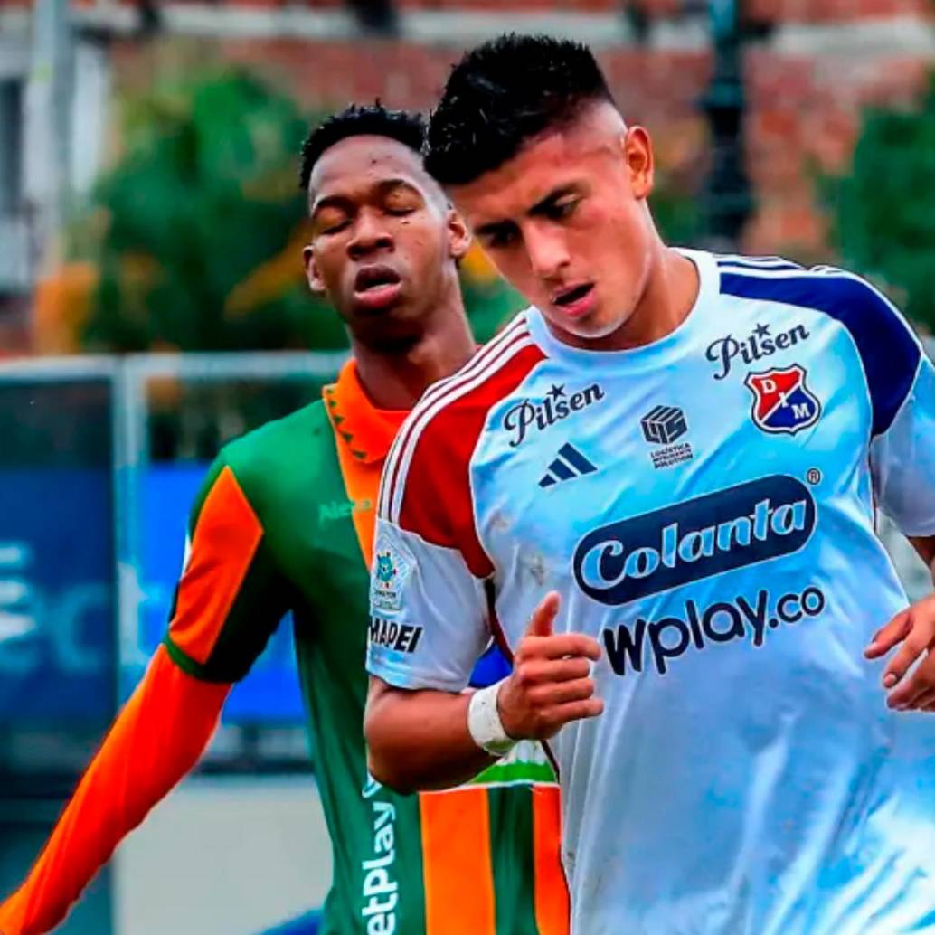 El defensa bogotano Kevin Mantilla fue una de las principales variantes que tuvo el cuadro rojo en el clásico contra Nacional. Foto: Jaime Pérez