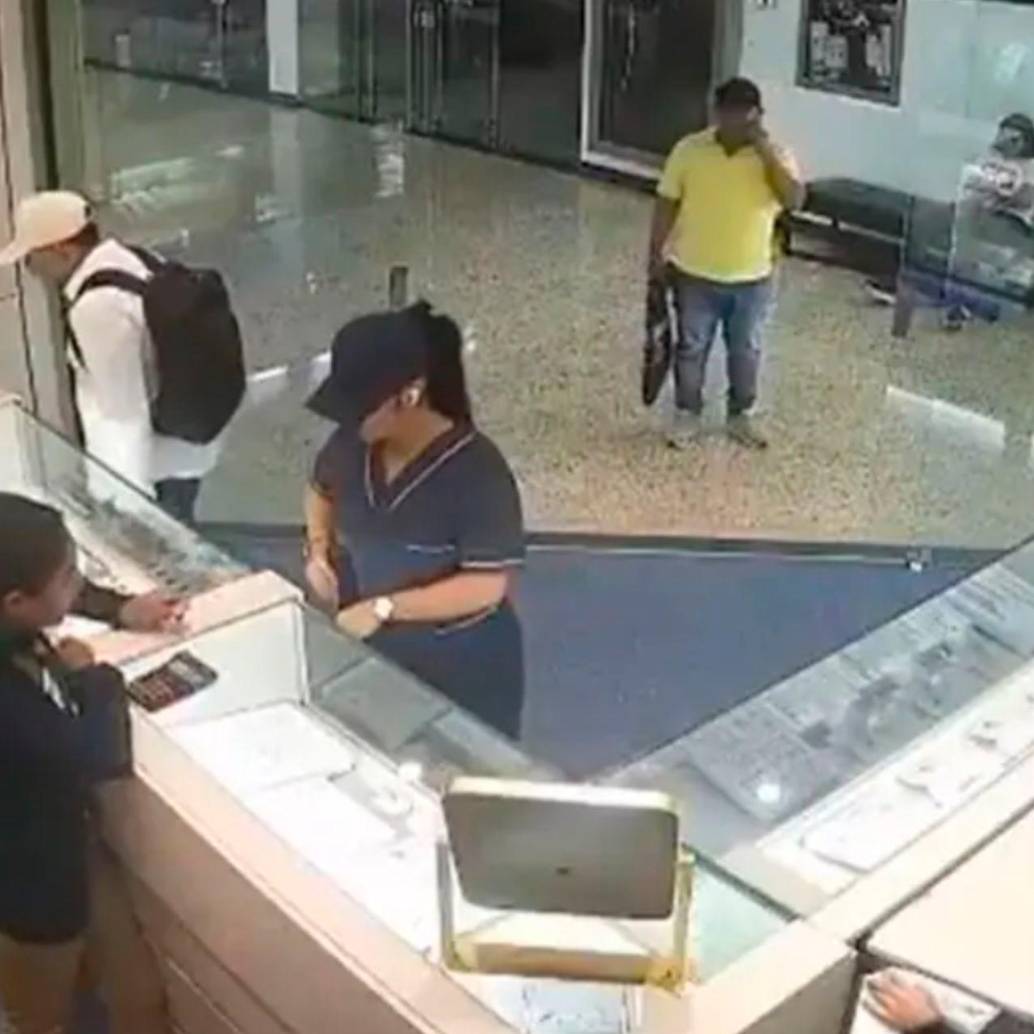 Con el policía, ya son 6 las personas capturadas por el intento de robo ocurrido el pasado 29 de noviembre. FOTO: Captura de video