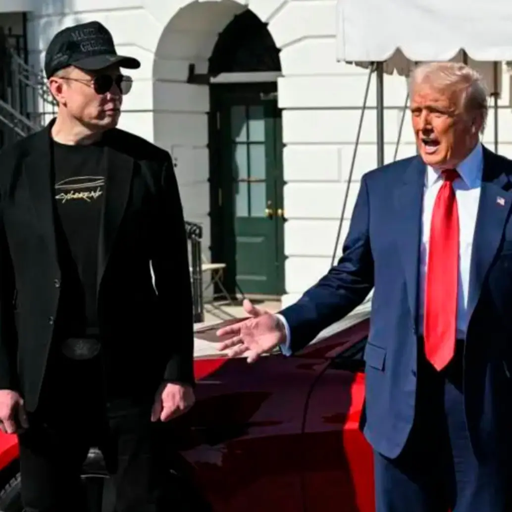 Elon Musk fue el mayor donante de la campaña de Donald Trump que lo regresó a la Casa Blanca en las elecciones de noviembre de 2024. FOTO: AFP vía Getty
