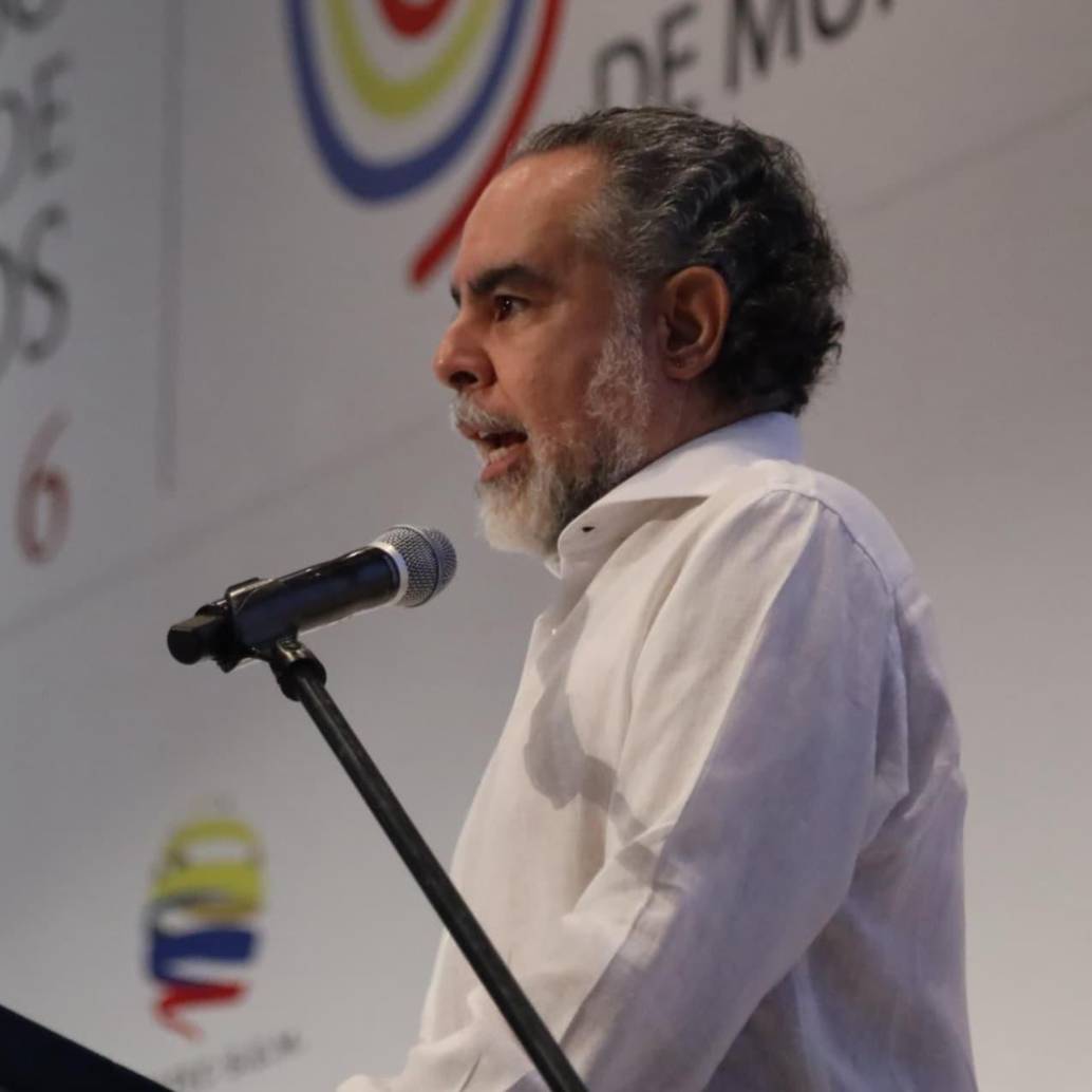 El ministro Armando Benedetti se refirió a los resultados del 8 de marzo en el Congreso Nacional de Municipios. Foto: MinInterior.