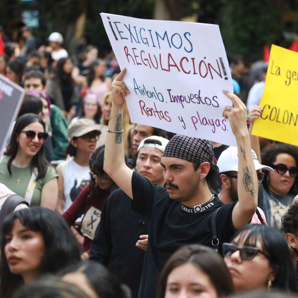 Las marchas se realizaron en sectores importantes de Ciudad de México, generado diversos daños en el bien público. Foto: Getty Images