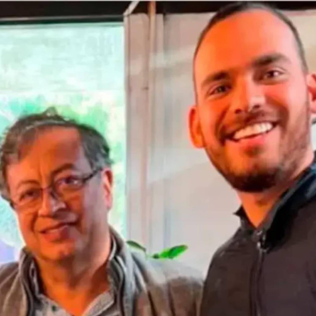 El presidente Gustavo Petro y Jaime Ramírez Cobo, exasesor en el Dapre. Foto: redes sociales.