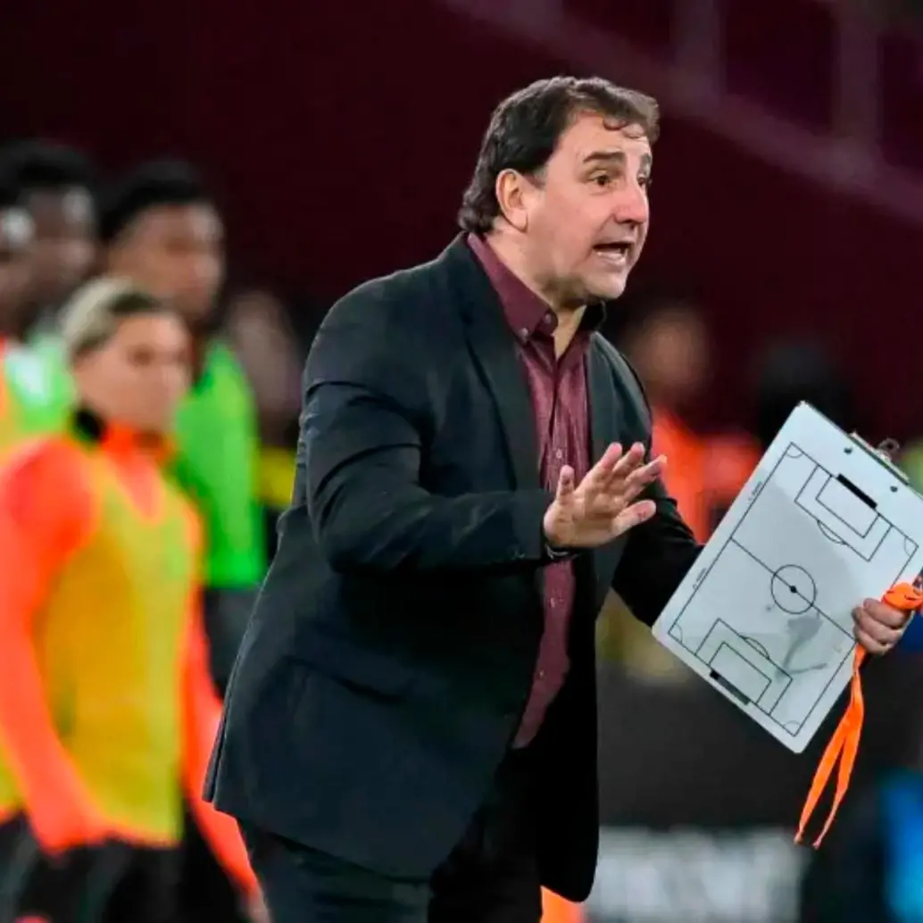 El entrenador de Colombia, Néstor Lorenzo, será quien dirija al seleccionado colombiano en la Copa del Mundo del 2026. Foto: Getty