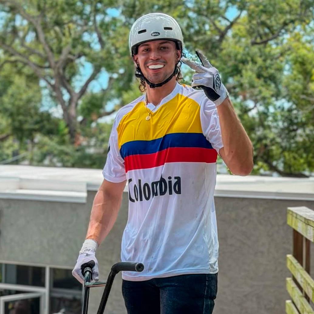 El deportista Robinson Meza Montoya ha representado a Colombia en diferentes competencia internacionales. Foto: tomada del Instagram de @robinmezabmx