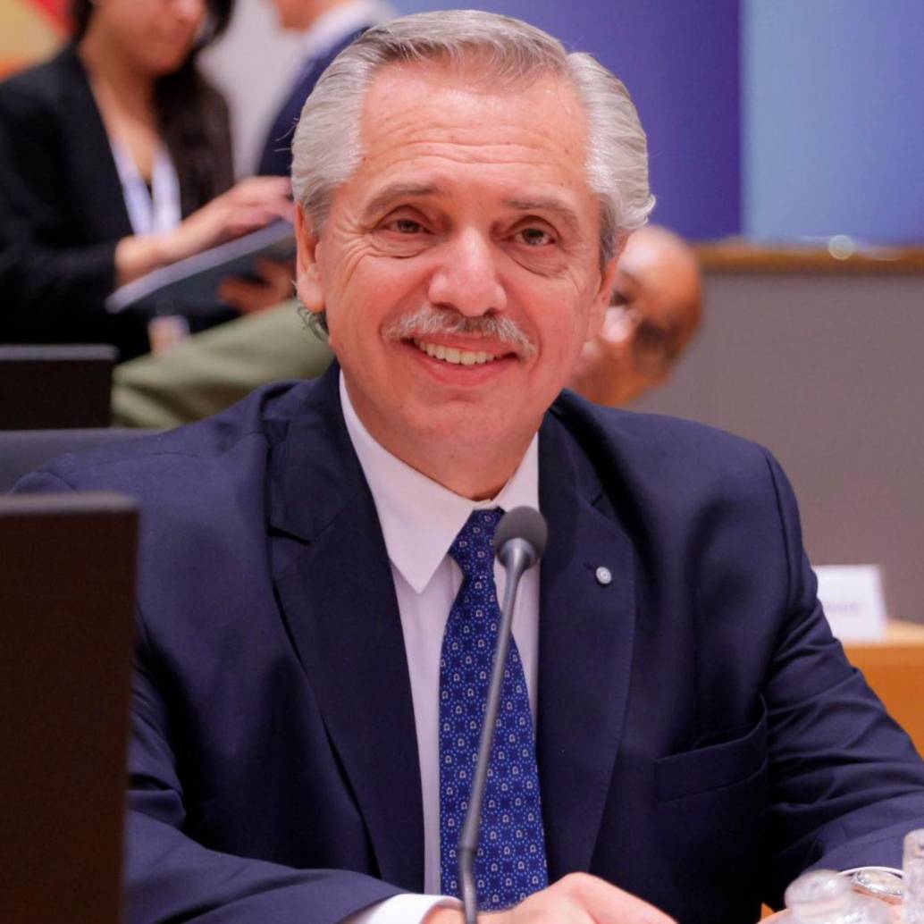 Alberto Fernández fue presidente de Argentina entre 2019 y 2023. Su sucesor es el actual mandatario, Javier Milei. FOTO: Tomada de X @alferdez
