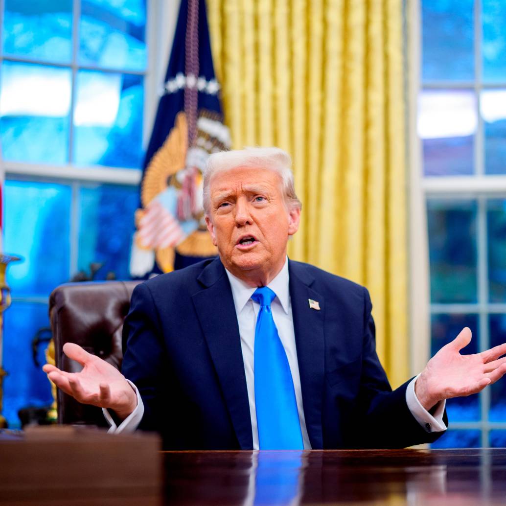 La baja en la nota a Estados Unidos supone un golpe al discurso del presidente Donald Trump sobre la fortaleza económica del país. FOTO Getty