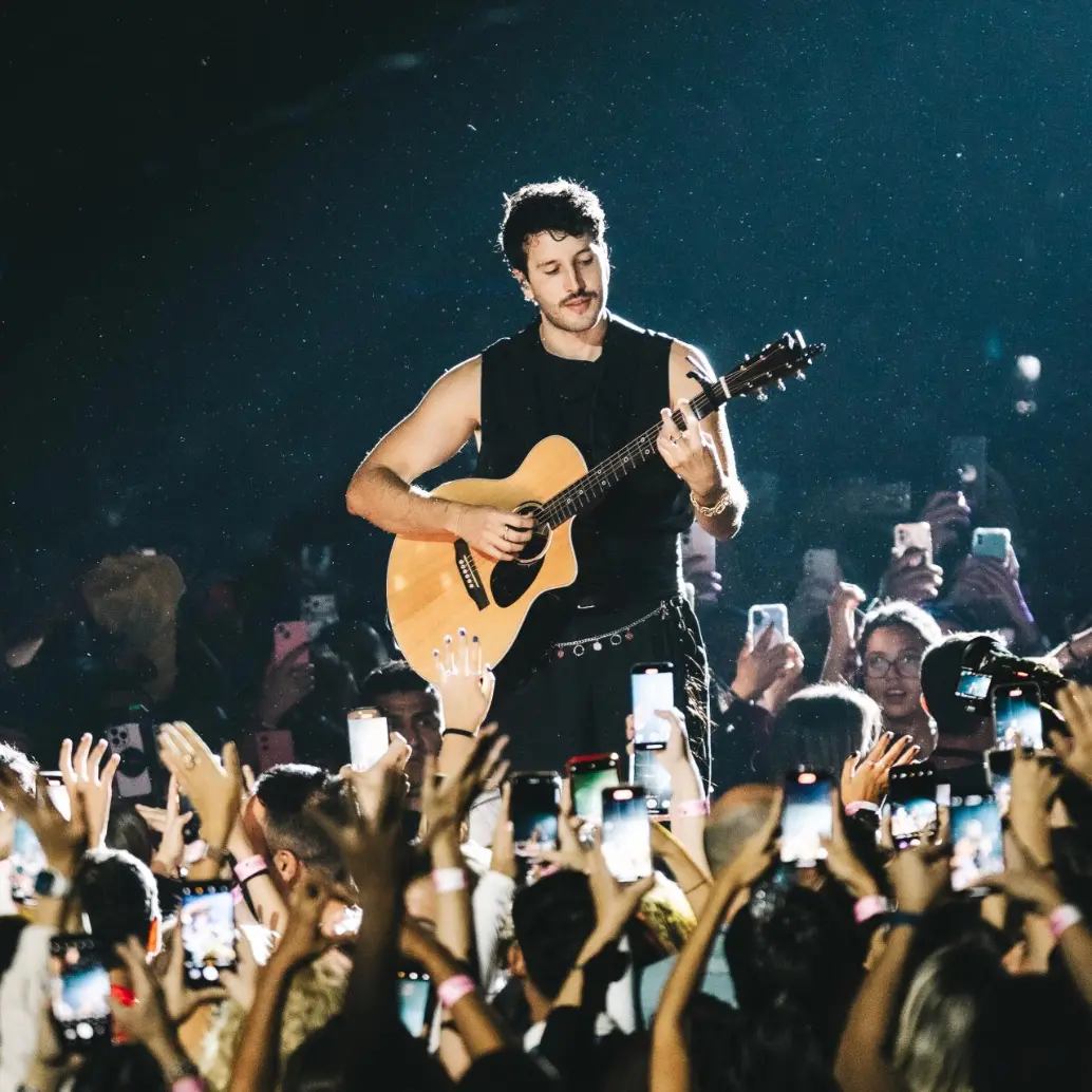 El artista vuelve a los escenarios de Latinoamérica, tras un verano inolvidable en el que recorrió 16 ciudades de España. FOTO Colprensa