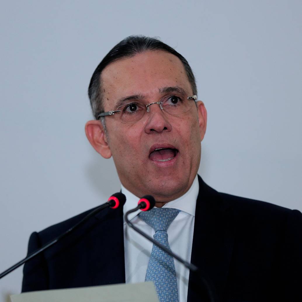 Según Cepeda, con “cortinas de humo” como la consulta por decreto lo que busca el presidente Petro es alimentar la “polarización nacional”. <span class="mln_uppercase_mln">FOTO</span> <b><span class="mln_uppercase_mln">Cristian Bayona - COLPRENSA</span></b>
