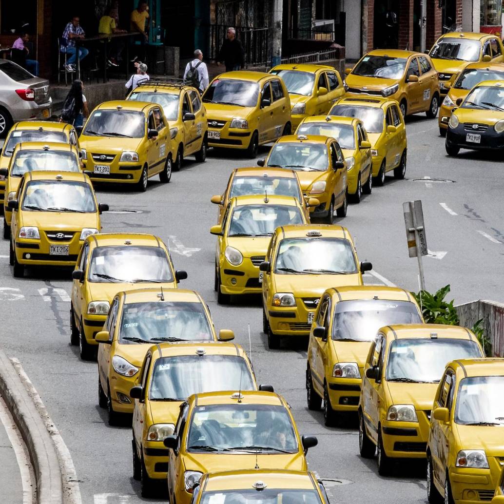 Los taxistas protestarán por el aumento que ha tenido el precio de la gasolina en los últimos meses. Foto: Carlos Alberto Velásquez.