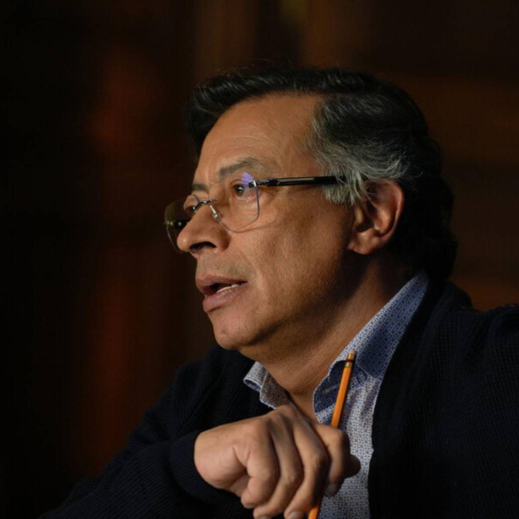 El presidente Gustavo Petro ha hecho 21 alocuciones en lo que va del año, generando un desinterés crecientes en los televidentes aumentando el número de población que pasa el canal o apaga el televisor cuando el mandatario habla. Foto: Colprensa