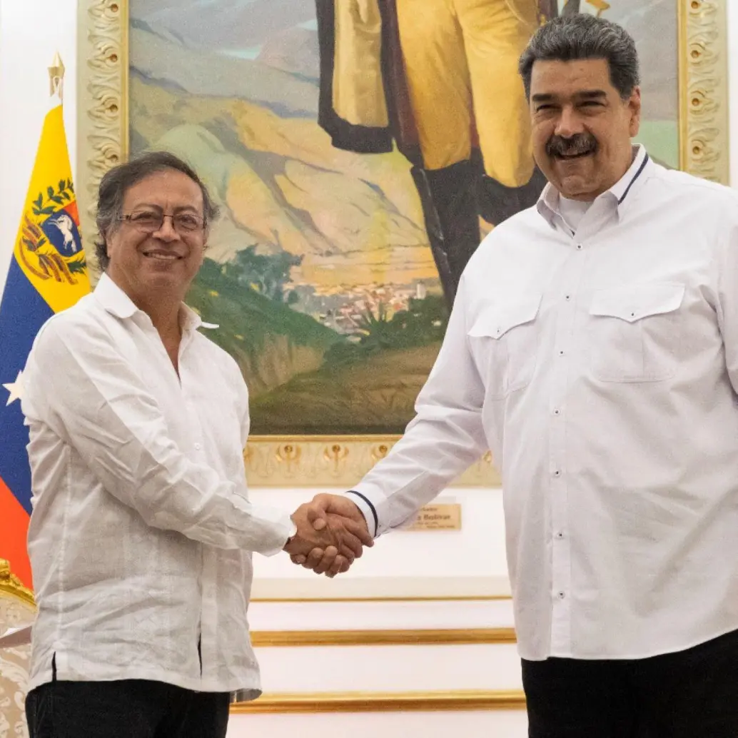 El gobierno de Gustavo Petro ha mostrado su defensa al régimen de Nicolás Maduro en medio de la tensión con Estados Unidos hasta el punto de considerar darle asilo al dictador venezolano. Foto: Colprensa