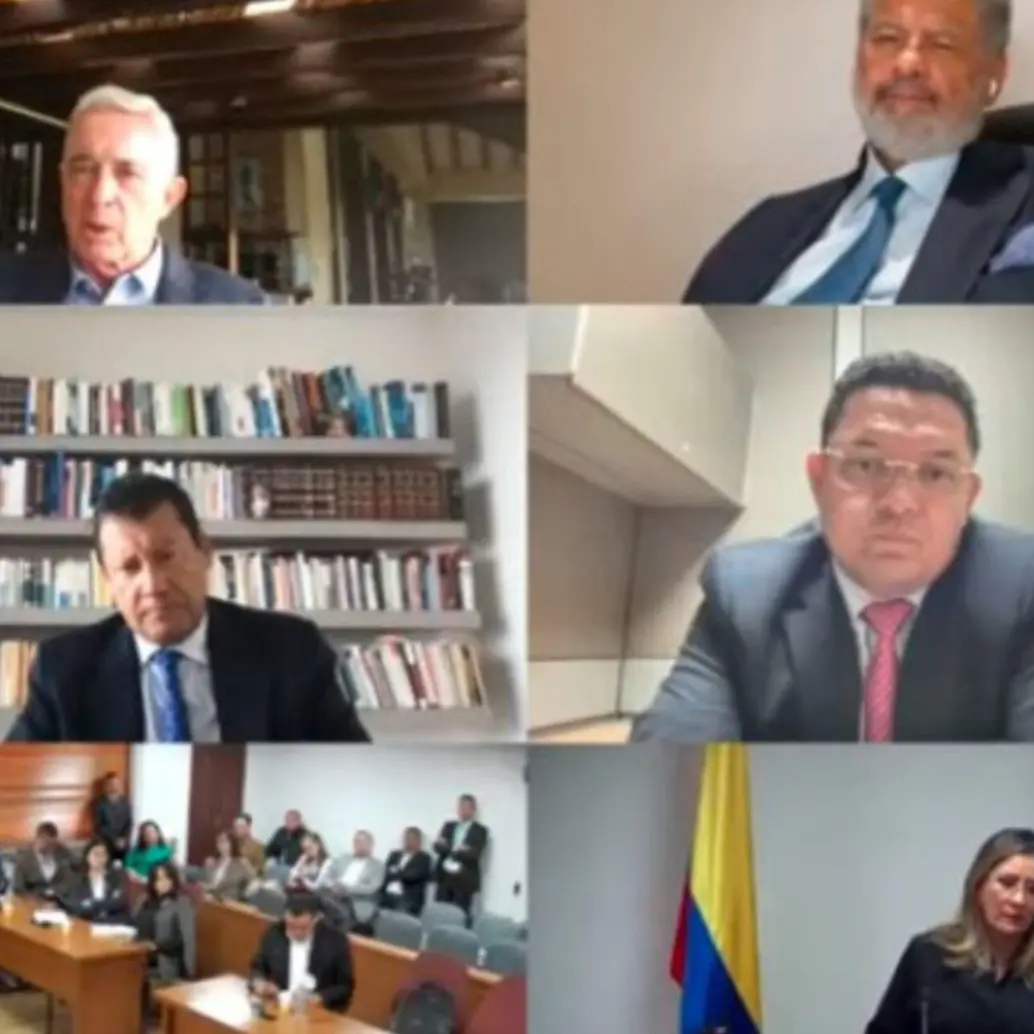 En la audiencia de lectura de sentencia realizada este viernes, 1 de agosto, el expresidente Álvaro Uribe tuvo espacio para su sustentación oral, donde aprovechó para criticar el proceso judicial y el fallo. Foto: Captura de video