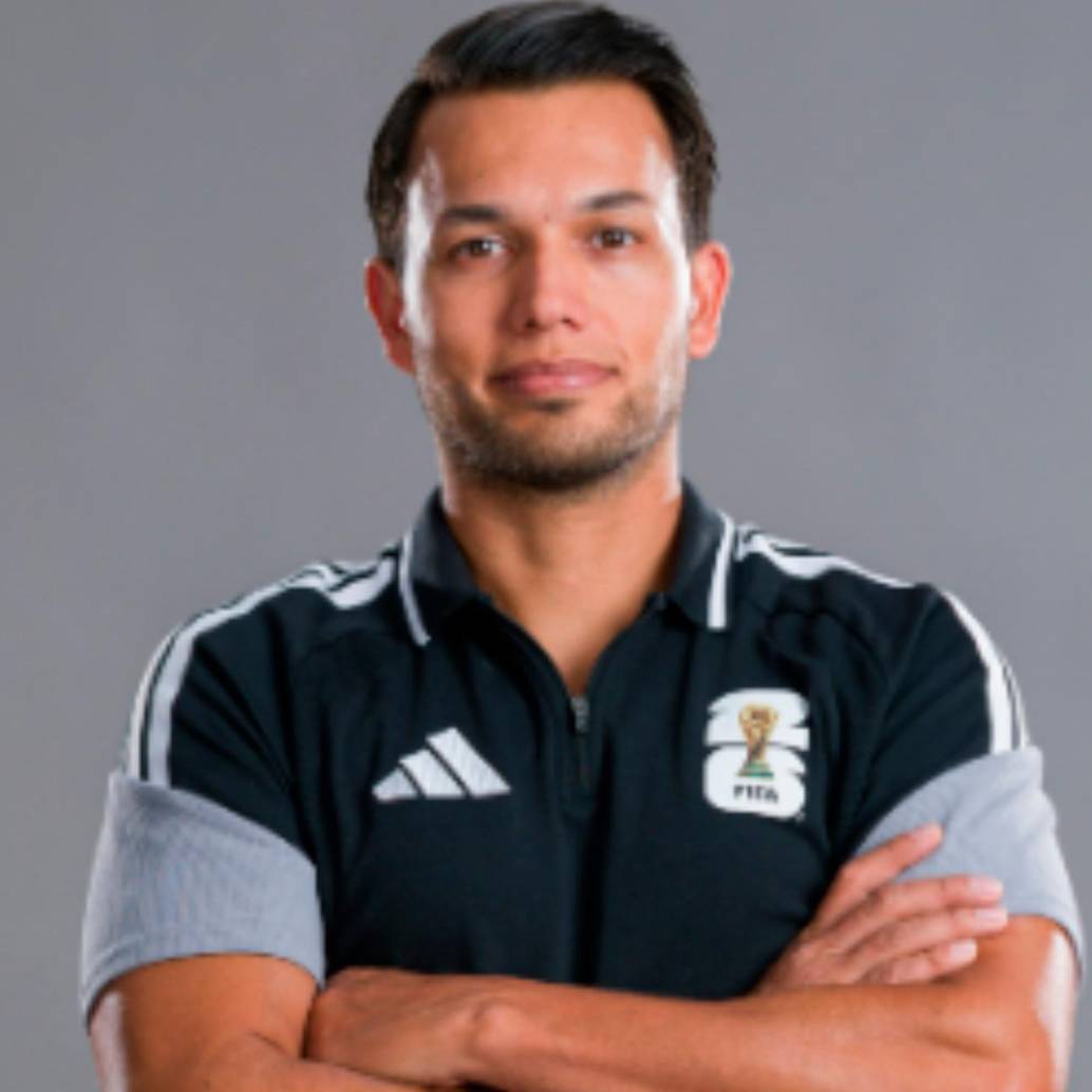 El árbitro colombiano Nicolás Gallo estuvo presente en el primer partido del Mundial, en el que se enfrentaron México y Sudáfrica. Foto: tomada de X