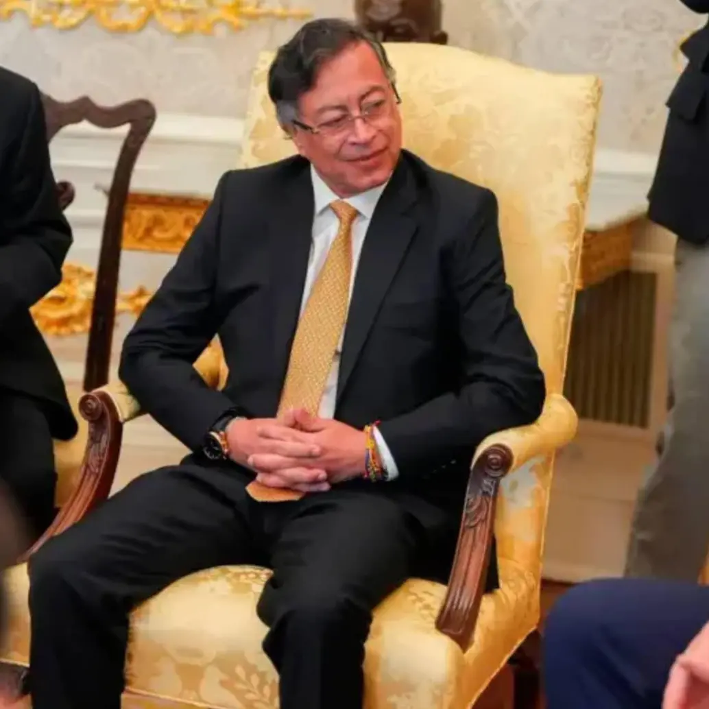 El presidente Gustavo Petro junto al presidente Donald Trump en una visita a la Casa Blanca a principios de febrero de 2026. Foto: Redes sociales.