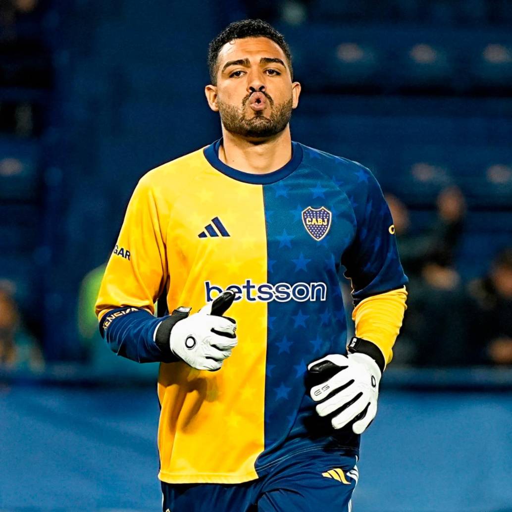Álvaro Montero en el calentamiento antes del Boca vs. Sao Paulo. FOTO: <b>X BocaJrs</b>