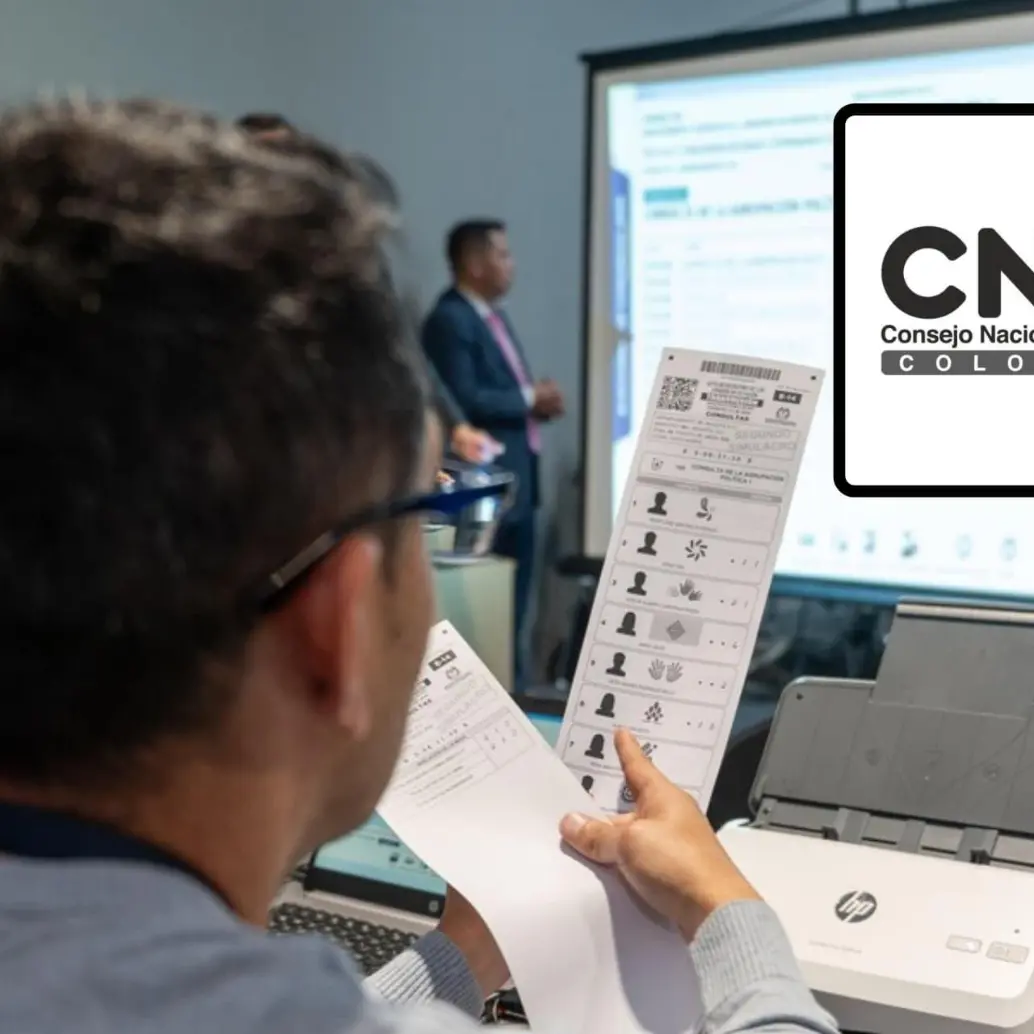 El CNE presentó las fechas e instrucciones para que los partidos y movimientos terminen de postular a los diferentes actores de veeduría. Foto: CNE