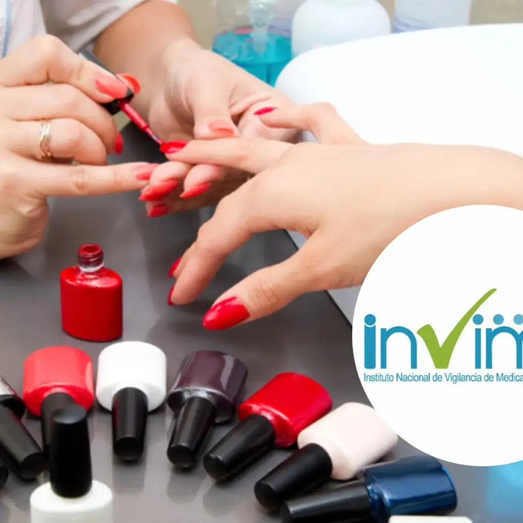 En un movimiento sin precedentes por la seguridad del consumidor, el Invima prohibió la comercialización de más de 130 referencias de esmaltes semipermanentes en Colombia. FOTO: Freepik e Invima