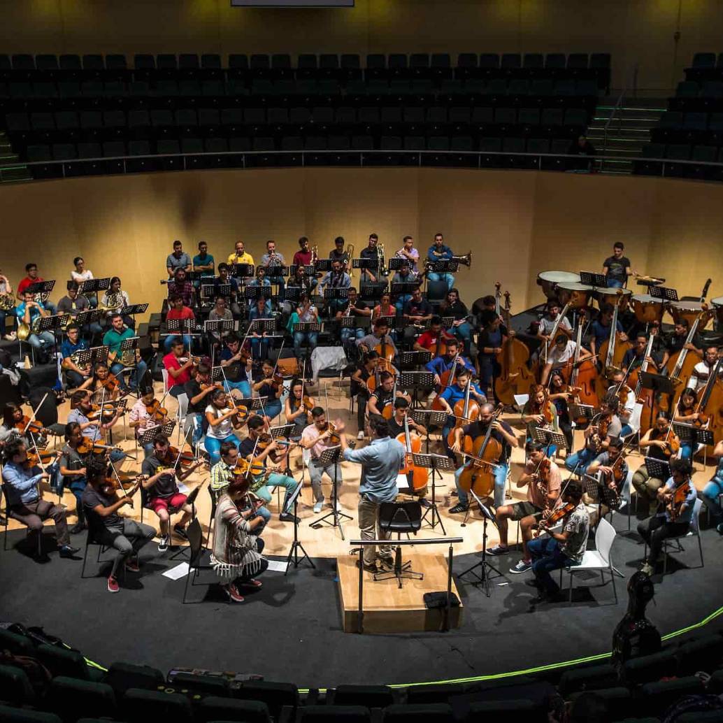La Orquesta Iberacademy se presentará en el Teatro El Tesoro en el concierto Bandas Sonoras. FOTO Juan Antonio Sánchez