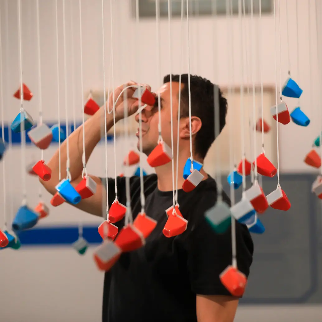 Vista de <i>Señal abierta: lenguajes del arte actual</i>, exposición que explora los archivos y conceptos del arte experimental en Colombia. FOTOS Esneyder Gutiérrez