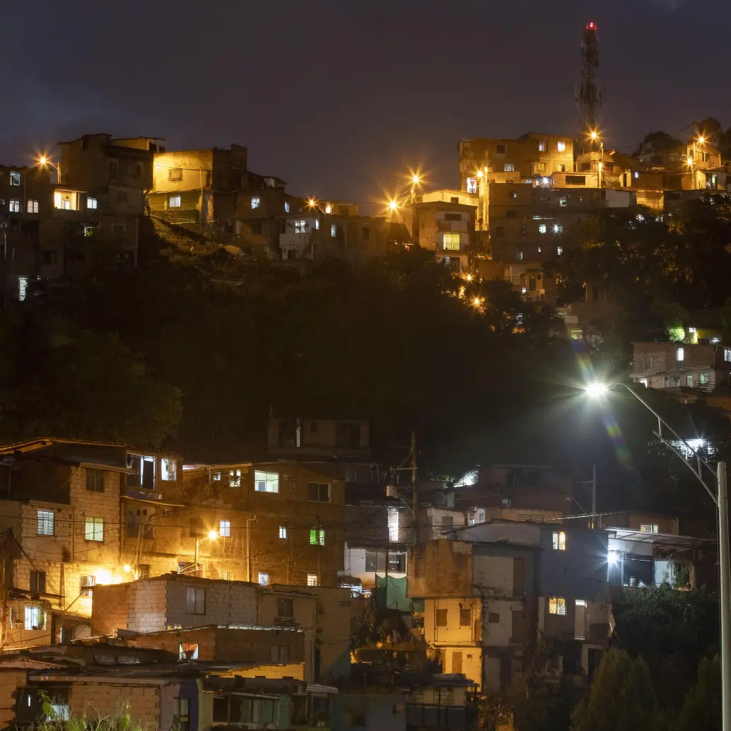 El consumo de energía está creciendo aceleradamente en Colombia y persisten dudas sobre la capacidad del sistema para responder en unos años. Foto: EL COLOMBIANO