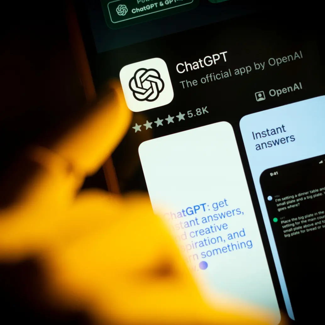 Según invetigadores de la Universidad de Stanford, los ‘chatbots’, son propensos a dar la razón o, al menos, a no contradecir, a los usuarios para incrementar la interacción. Foto Getty. 