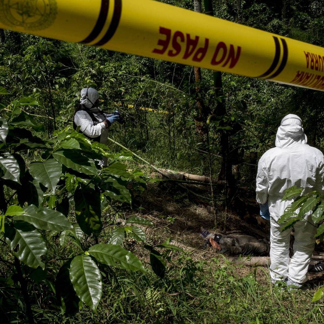 Los dos cuerpos sin vida fueron encontrados en el corregimiento de Altavista, Medellín. FOTO: El Colombiano