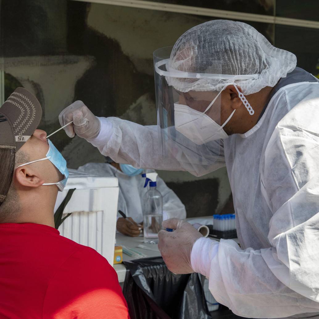 Las pruebas PCR fueron muy populares durante la pandemia para determinar de forma rápida quien era víctima del covid. Foto: EL COLOMBIANO