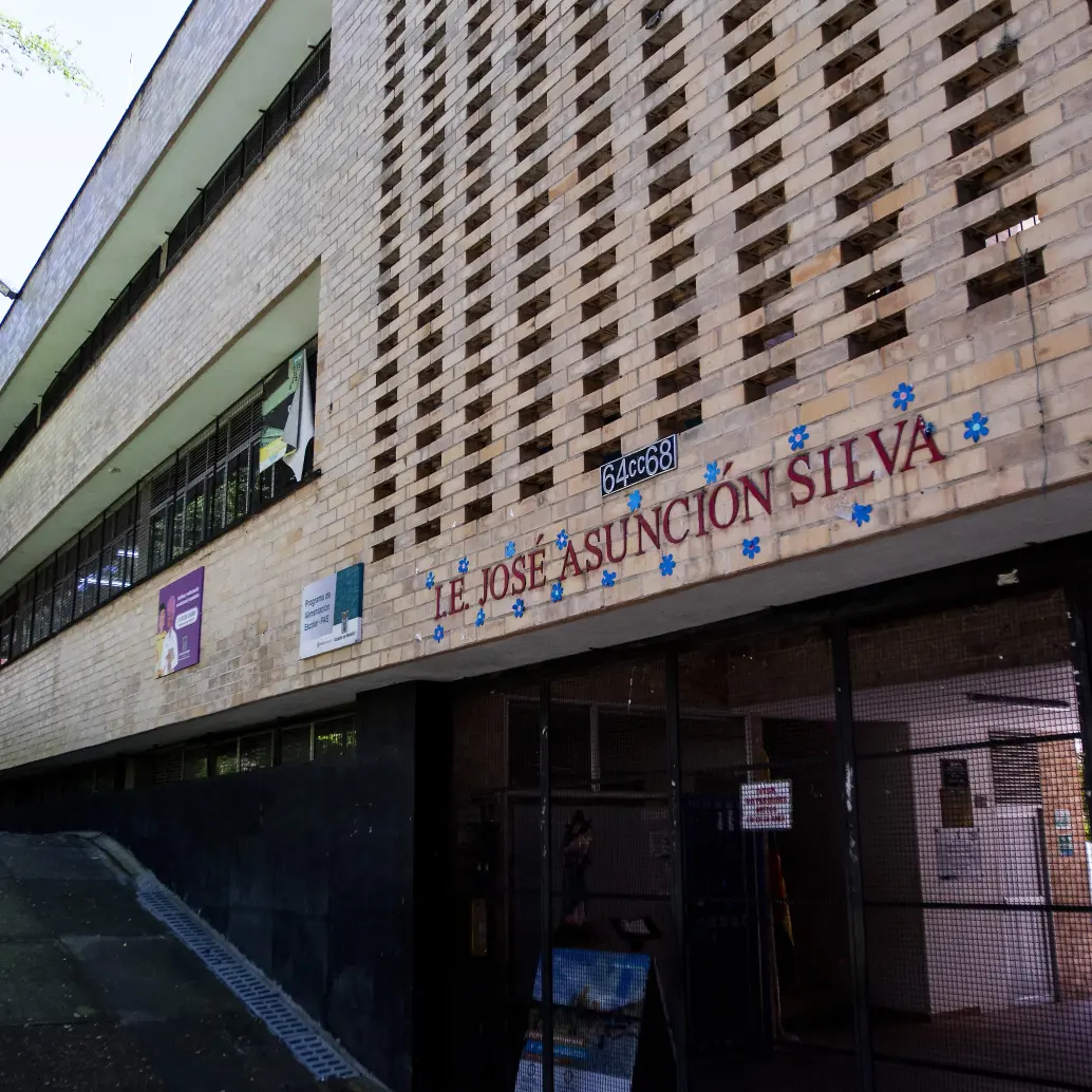 Este es el colegio José Asunción Silva, destacado por la organización internacional T4 FOTO: Julio César Herrera Echeverri