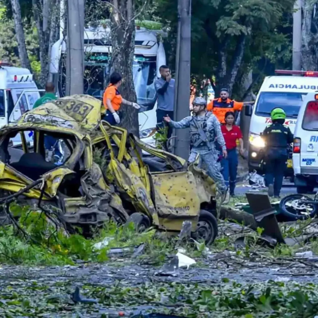 La explosión ocurrió el 21 de agosto en inmediaciones de <b>la base aérea Marco Fidel Suárez en Cali</b>, Valle del Cauca. Foto: Colprensa