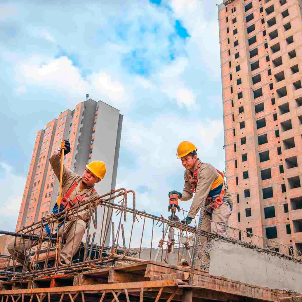 La constructora Coninsa busca personal en distintas áreas operativas y administrativas en el país. FOTO. CORTESÍA
