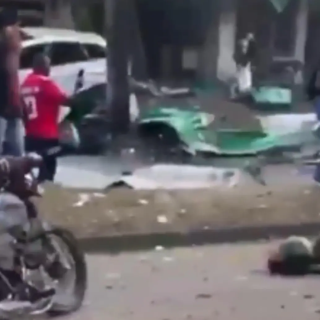 Al menos cinco personas murieron tras las explosiones. Foto: captura de video