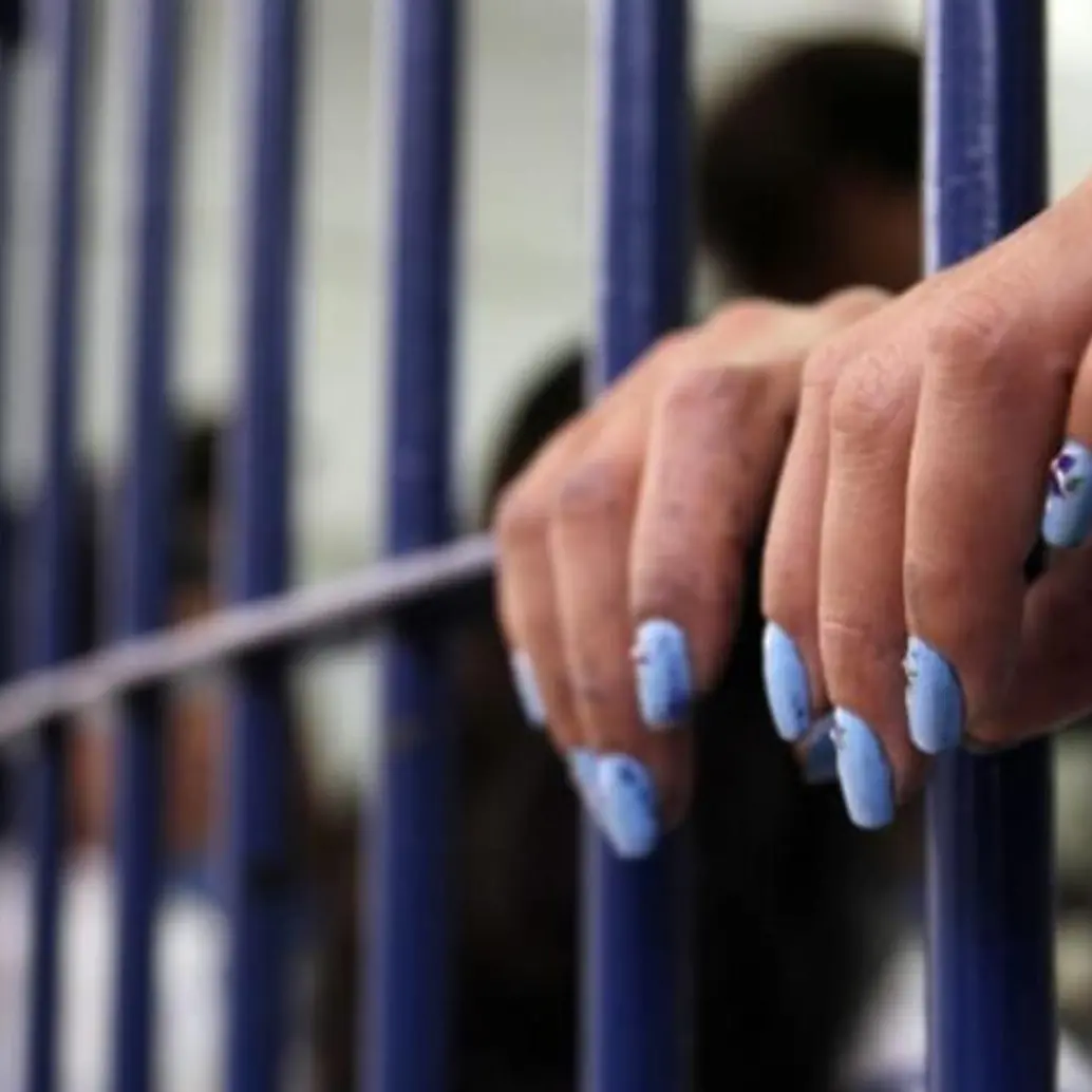 La mujer condenada y uno de sus cómplices pusieron droga en las bebidas de ambos militares estadounidenses para hacerles perder el conocimiento, poder secuestrarlos y robarles. FOTO: Cortesía