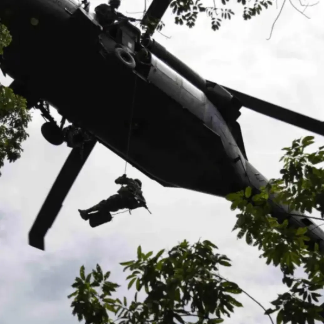 El operativo conjunto habría dejado dos bajas por información que se conoce hasta el momento. Foto: Colprensa
