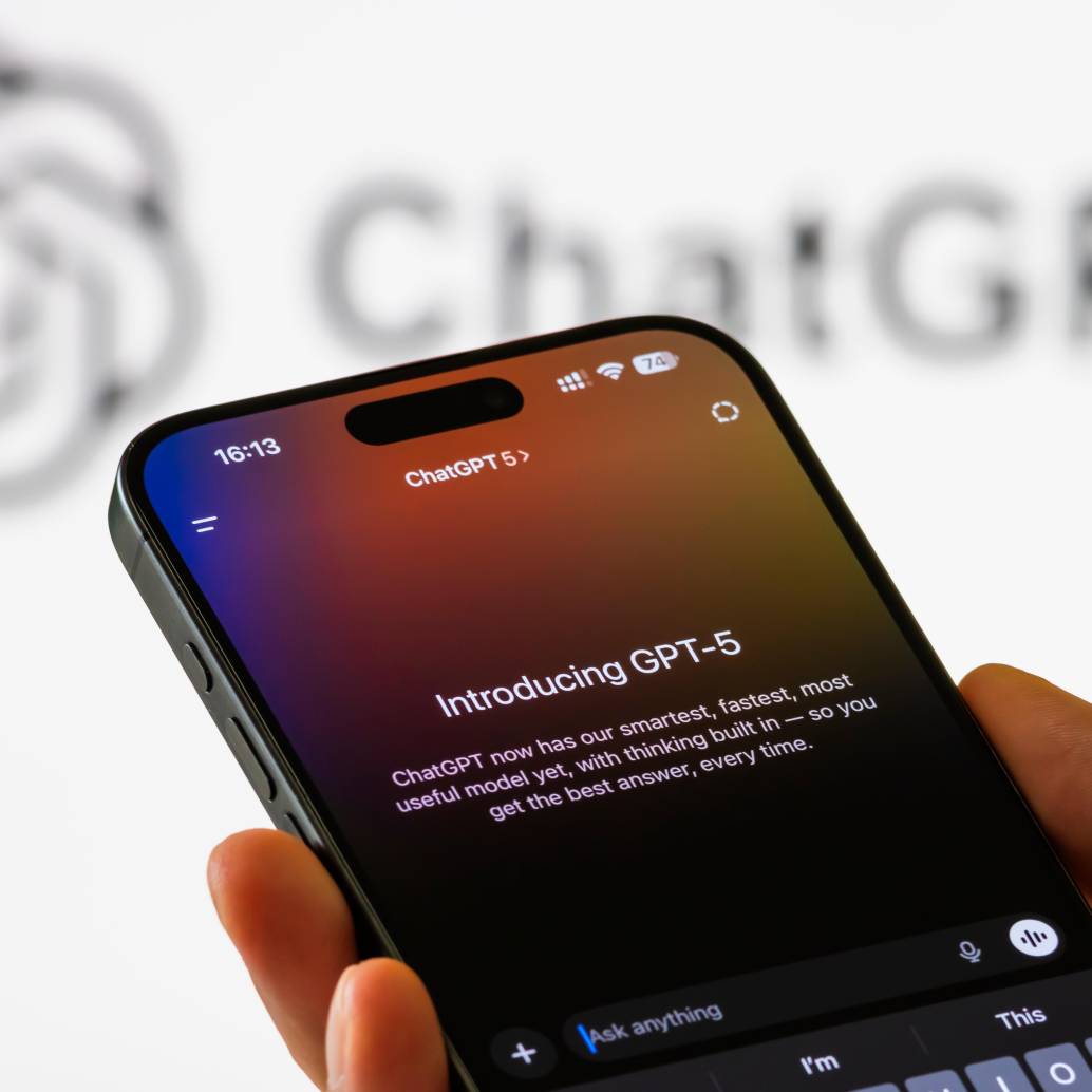 Los expertos alertan sobre la facilidad con la que los niños y adolescentes obtienen información delicada de los chatbots de la IA. Foto: Getty.