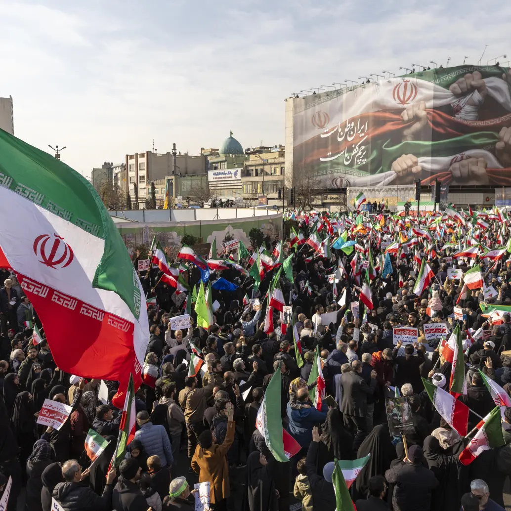 La guerra en Irán parece no parar pronto, pues las autoridades de ese país han advertido seguir con ella “el tiempo que sea necesario”. Foto: Getty Images