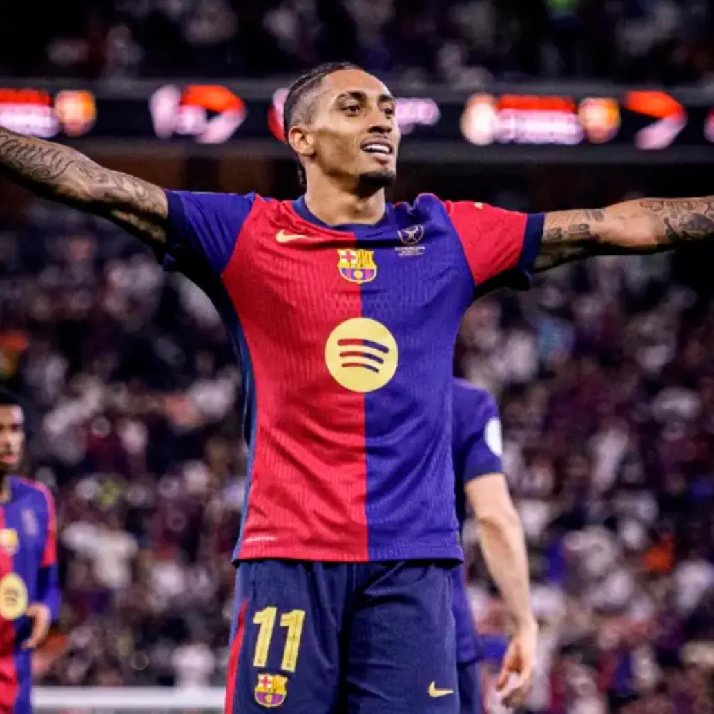 El futbolista brasileño Raphinha suma 12 celebraciones esta temporada en la Champions. FOTO: X BARCELONA