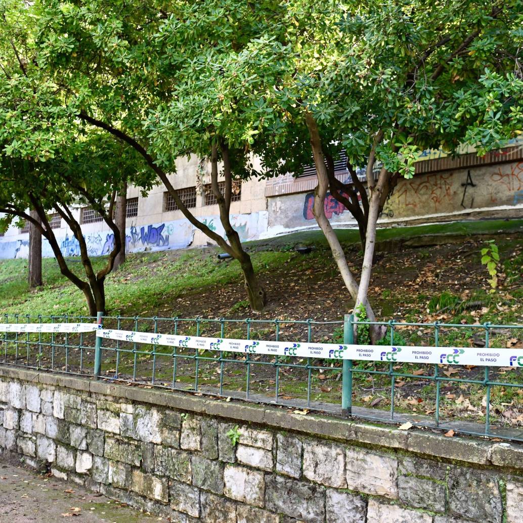 <span class="mln_uppercase_mln">El</span><b><span class="mln_uppercase_mln"> parque de la Victoria de Jaén (Andalucía, España) donde se hallaron muertas a dos jóvenes. FOTO: Europa Press</span></b>