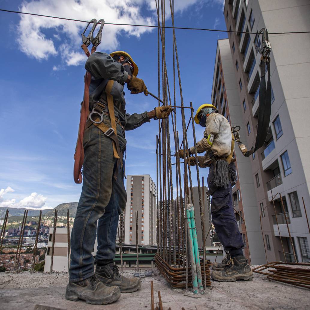La industria siderúrgica avanza en un ambicioso plan, superior a $1,2 billones, pero un entorno adverso como el actual amenaza el retorno de esas inversiones. <b> </b>FOTO<b> EL COLOMBIANO</b>
