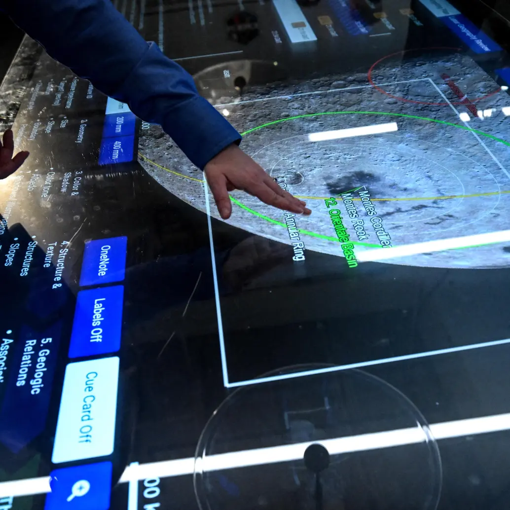 La cápsula Orion de la misión Artemis II hará el primer sobrevuelo tripulado en la Luna desde el programa Apolo en 1972. FOTO: AFP