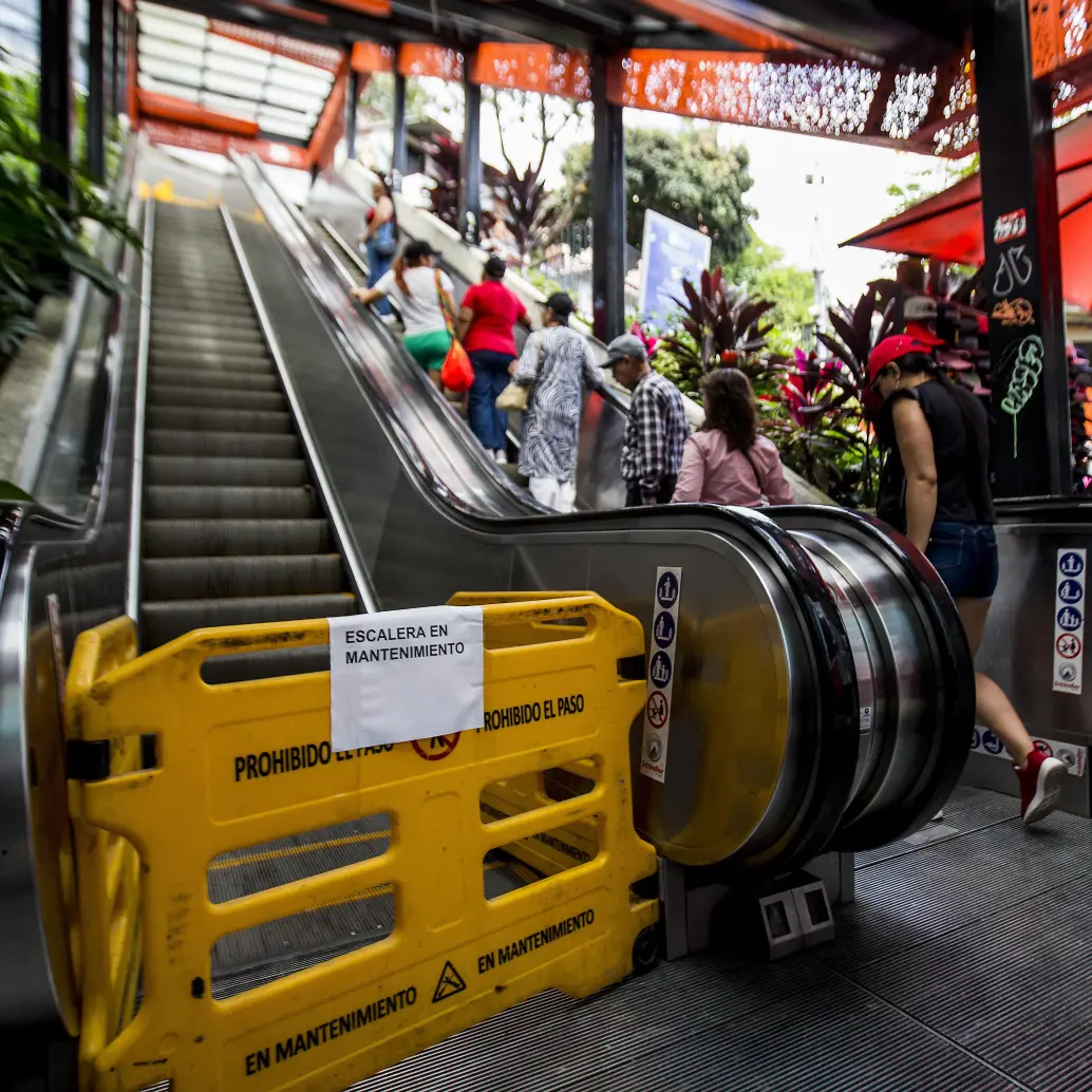Escaleras eléctricas de la Comuna 13 tendrán mantenimiento integral después de 13 años de funcionamiento. Foto. Julio César Herrera Echeverri.