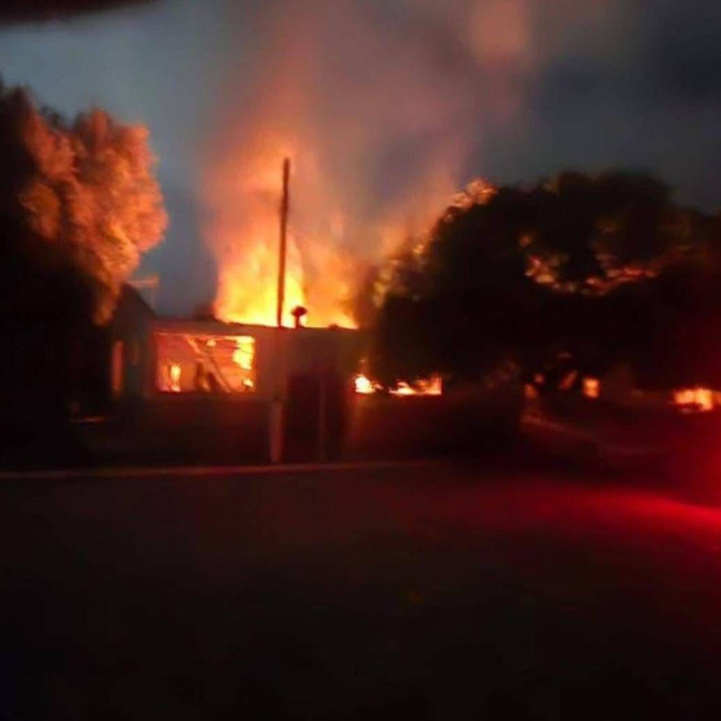 En la noche del viernes, presuntos integrantes del ELN atacaron el Batallón de Infantería Liviana N.° 15 General Francisco de Paula Santander del Ejército en Ocaña. Foto: redes sociales 