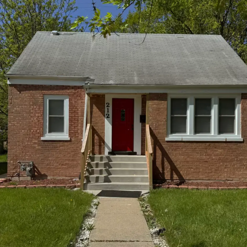 Esta es la casa de infancia de Prevost. Ahora está en venta. <b>Foto:</b> Google Maps.