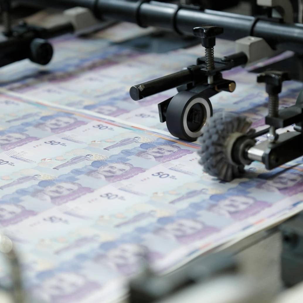 El Presupuesto General de la Nación contempla $26,3 billones de una reforma tributaria. FOTO Colprensa