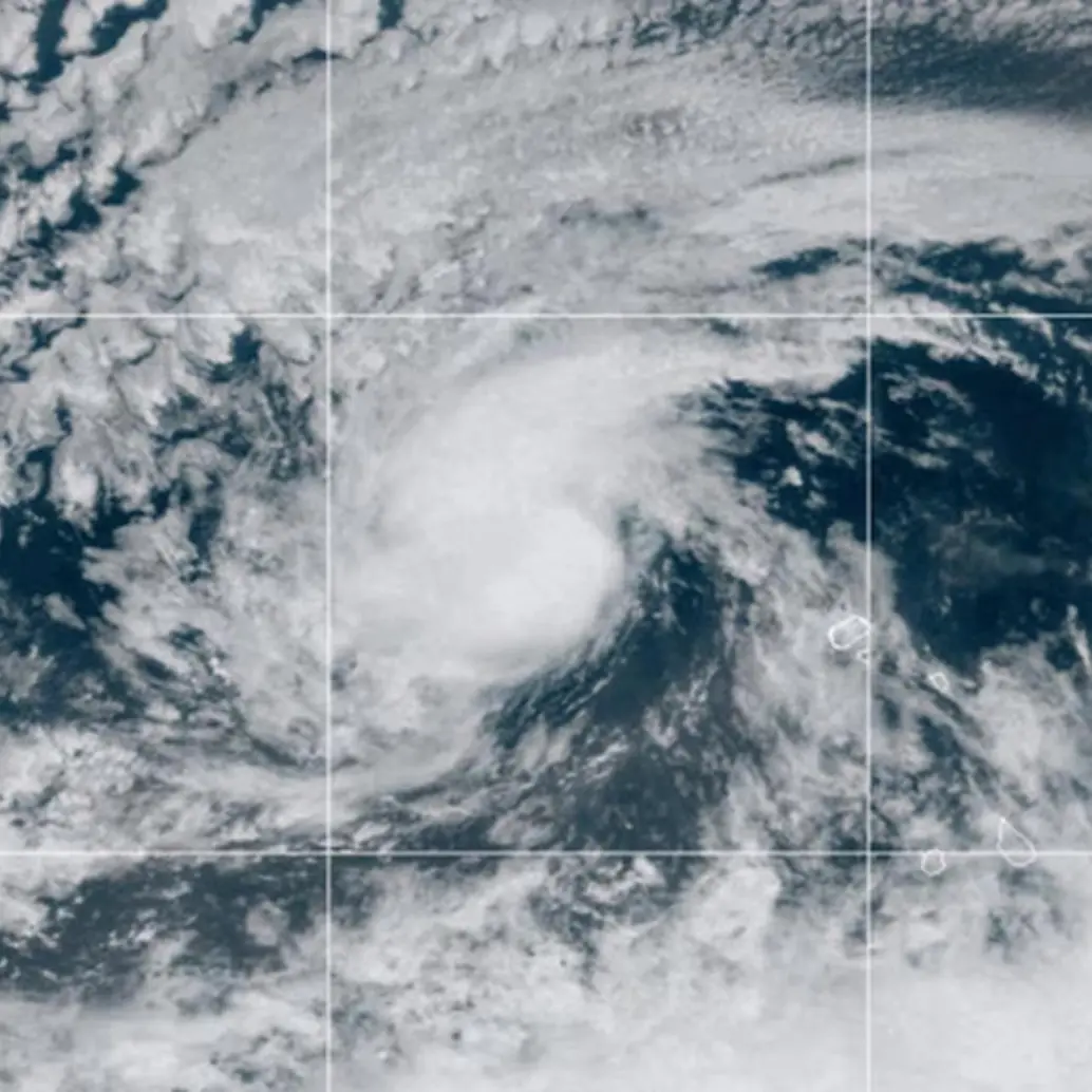 La tormenta tropical Erin, que se formó este lunes, podría convertirse en el primer huracán de la temporada del Atlántico. FOTO: Administración Nacional Oceánica y Atmosférica de Estados Unidos