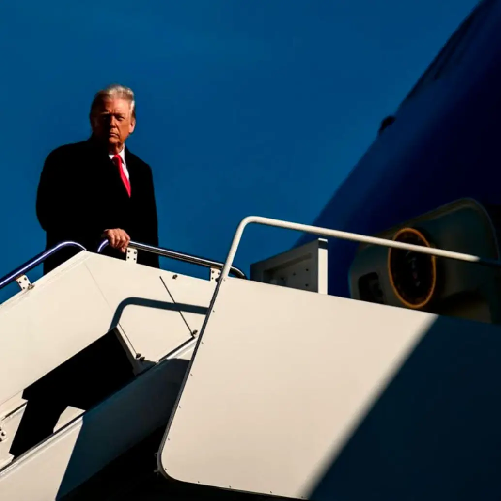 El<b> </b>Air Force One es probablemente el avión más icónico del mundo y un símbolo reconocible de la presidencia estadounidense. FOTO: Tomada de Instagram @whitehouse