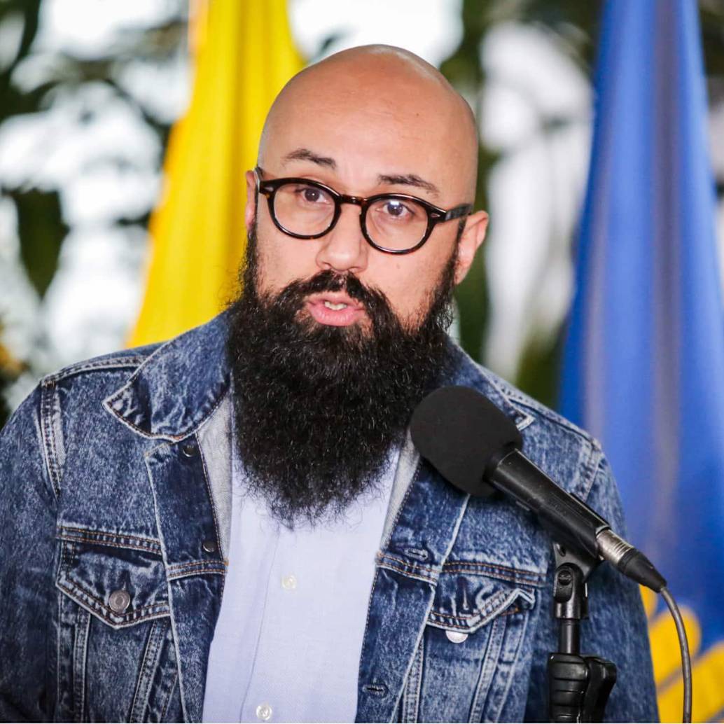 Carlos Carrillo, director de la UNGRD, afirmó que los polémicos carrotanques actualmente están funcionando. FOTO Colprensa