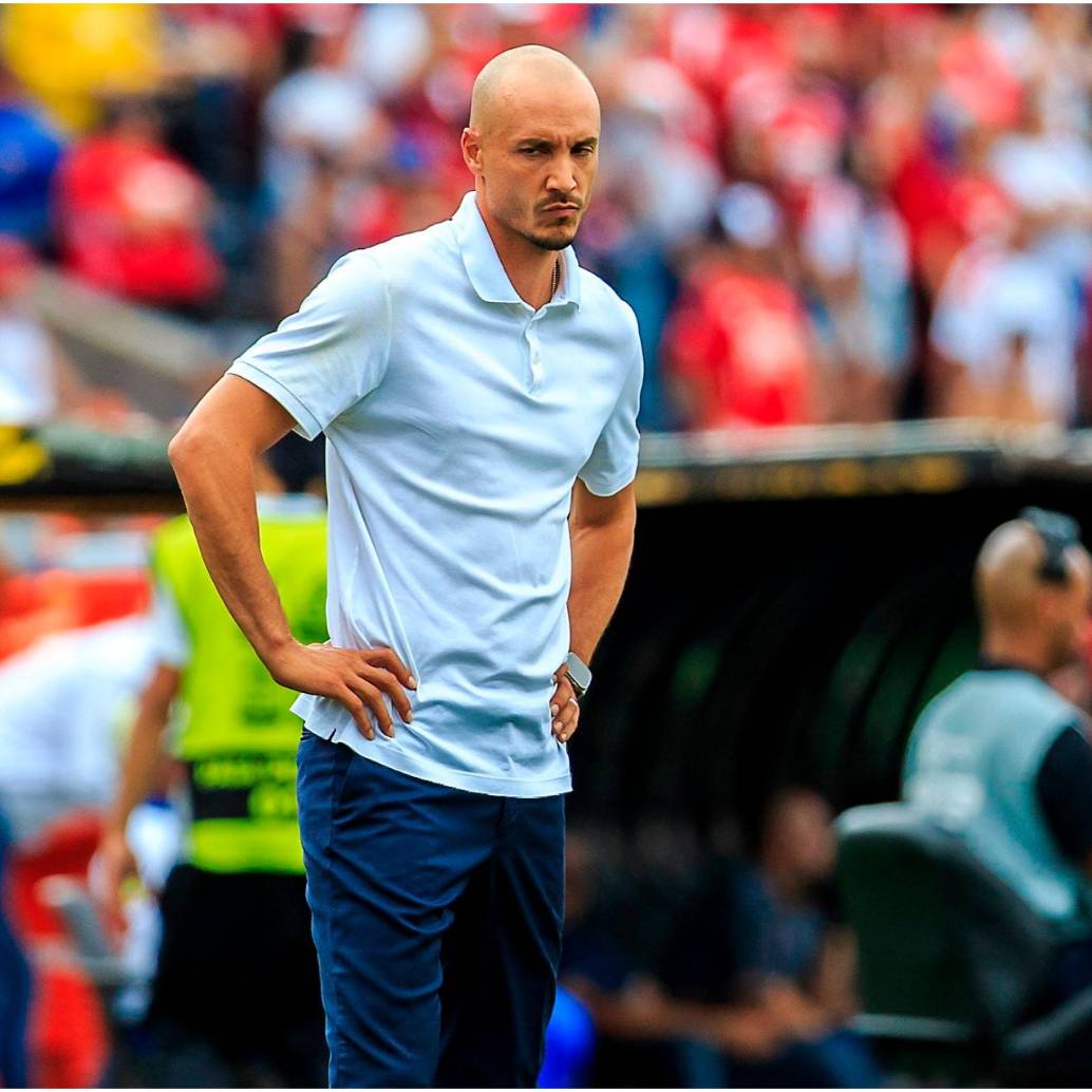 El entrenador antioqueño David González, de 43 años, ha dirigido este semestre al América de Cali y Millonarios. FOTO: CAMILO SUÁREZ